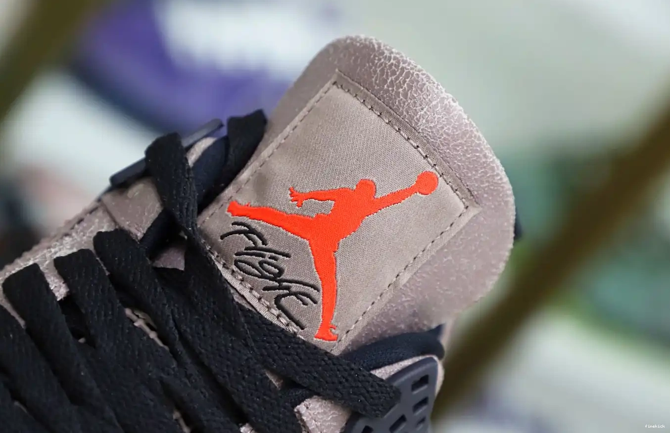 'TAUPE 4 RETRO JORDAN HAZE' AIR 0427